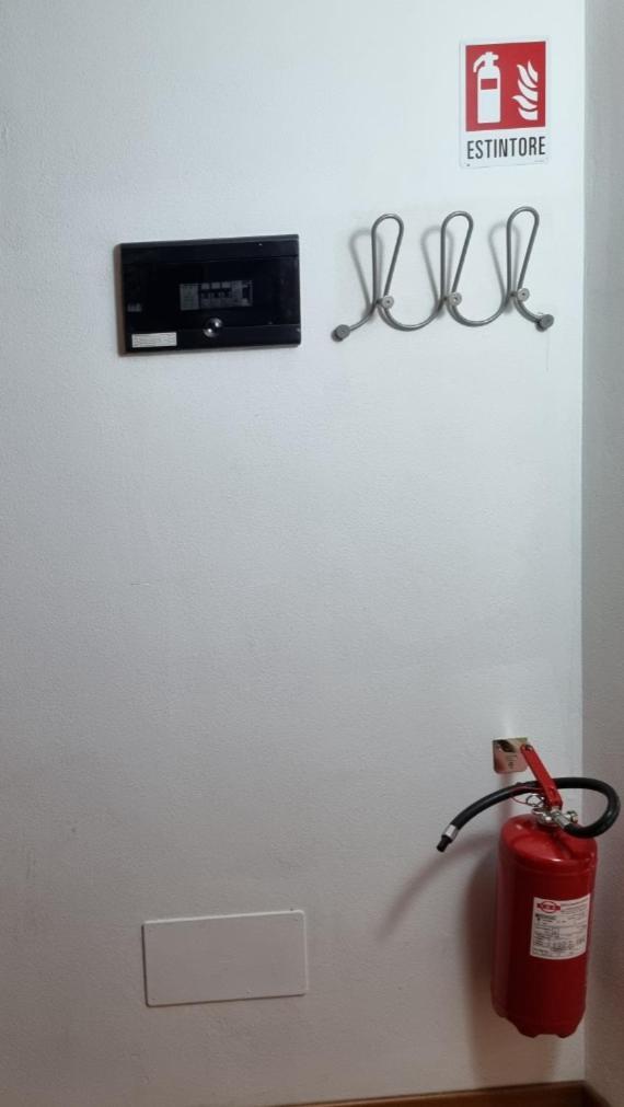 Casa Vacanze Il Tuffetto Olginate Exterior foto